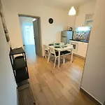 Apartment Jadran *