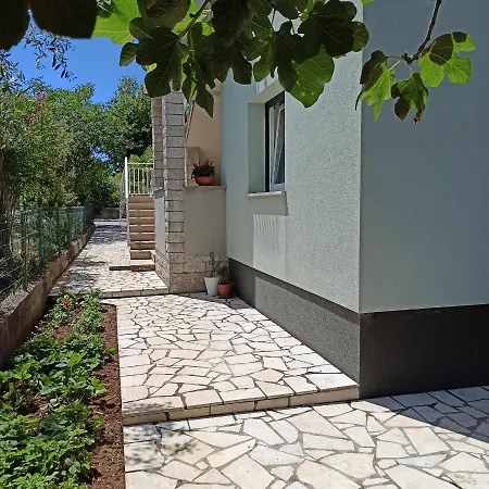 Jadran * פורץ